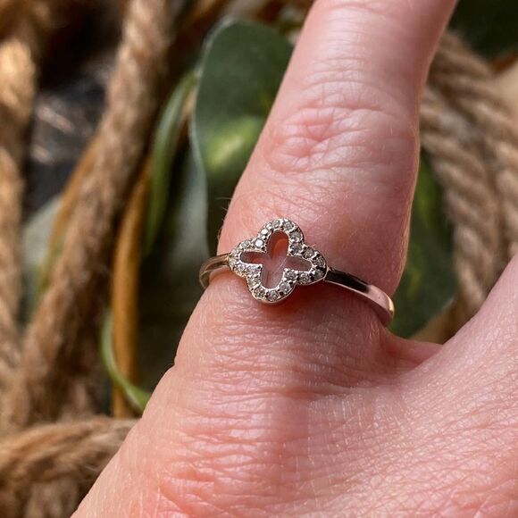 Cubic Zirconia Plus Sign Shape Sterling Silver Ring Size 51/2 - Picture 3 of 7